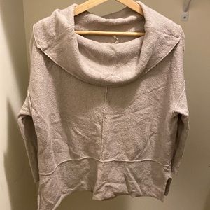 Free People Cream Sweater Size M
